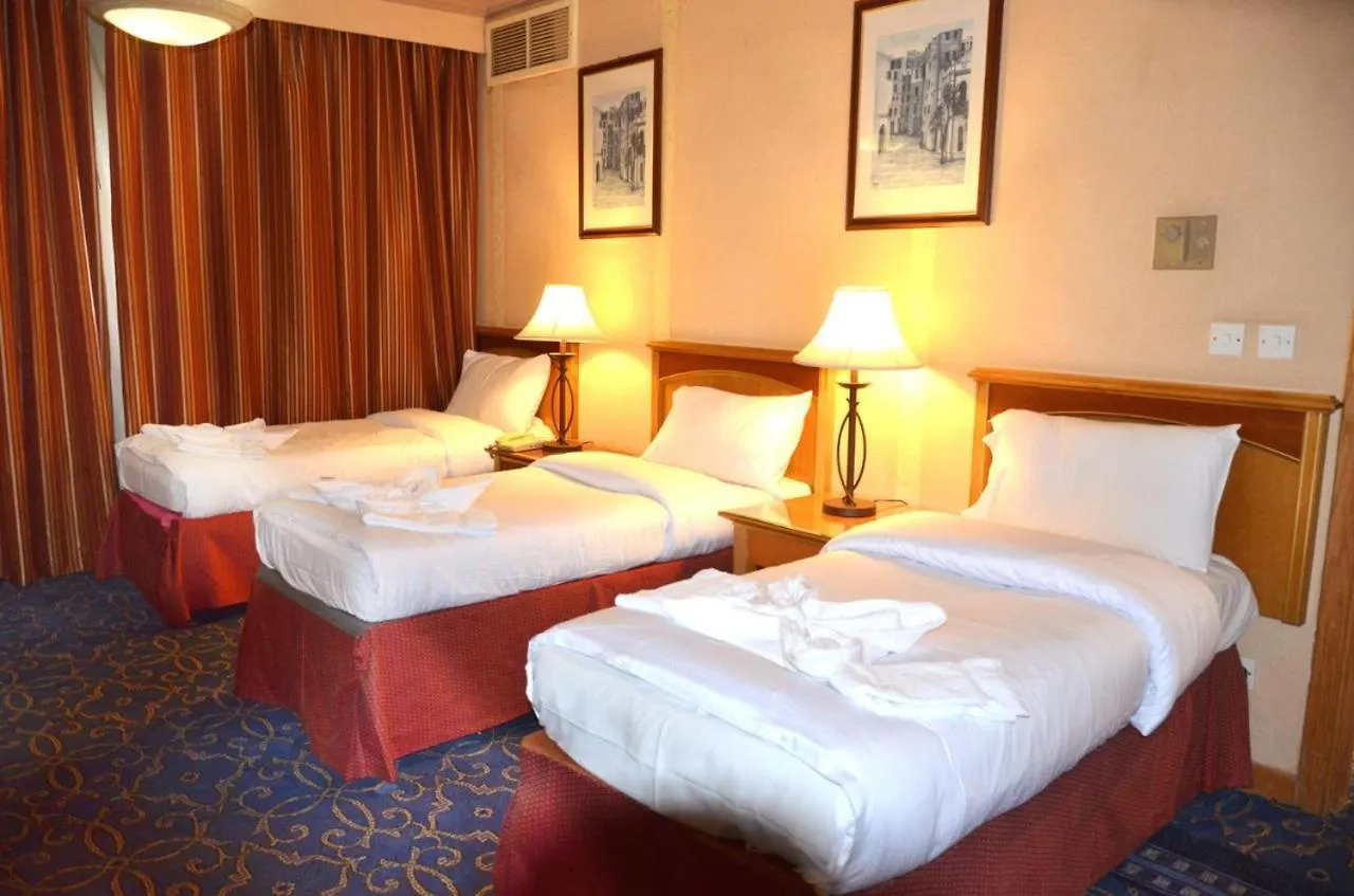 Roya Um Al Qura Hotel La Mecque 4*,